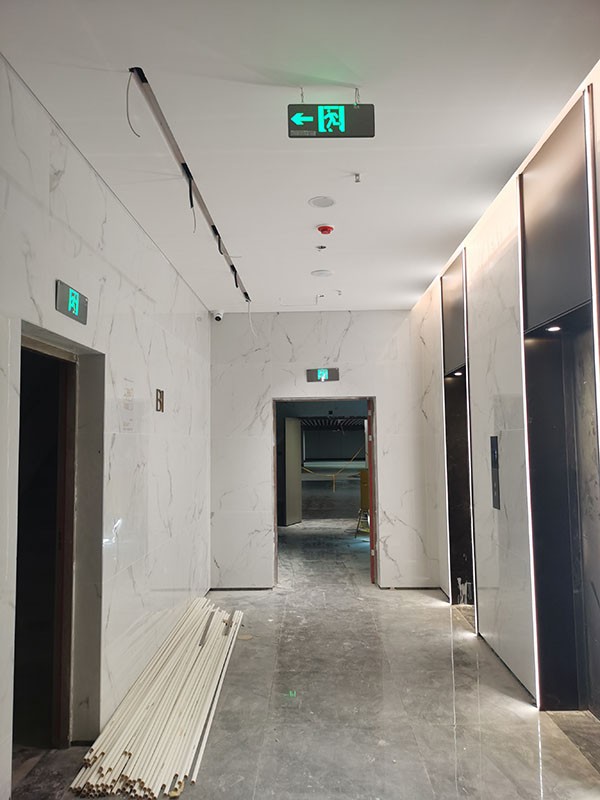 安装智能消防应急照明系统需要哪些专业知识？