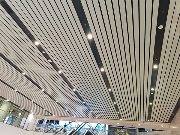 消防智能疏散系统：复杂建筑中的疏散利器还是难题？